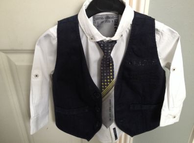 NEXT.. Beautiful Boys Navy Waistcoat with Shirt and Velcro Tie (12-18mts)