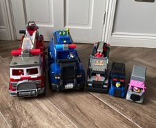 Paw patrol vehicles