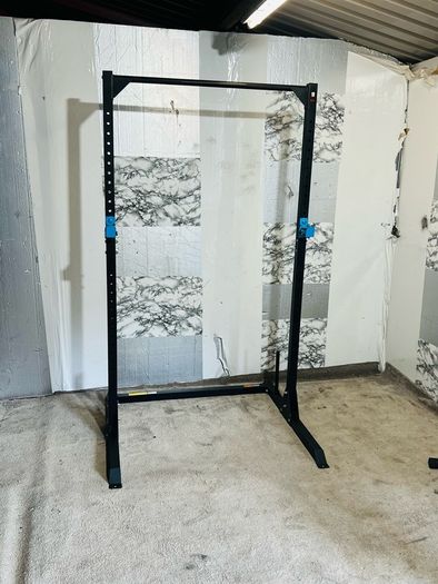 Squat Rack Adjustable Weight Bench