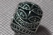 Pandora Sparkling  leaves charm-like new