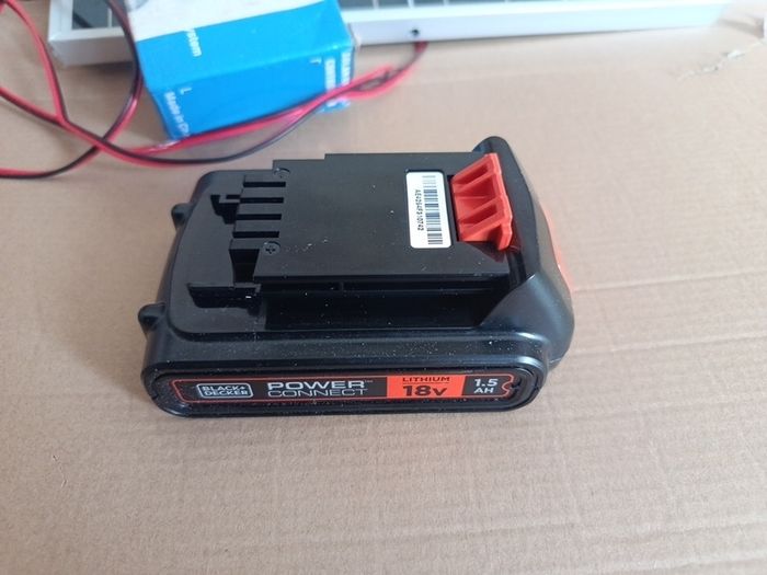 black and decker 18v 1.5ah battery