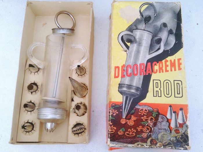 Decoracreme de ROD French vintage 50s Syringe For pastries and more
