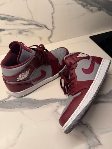 Nike Jordan 1 "Cherrywood Red" 8 UK