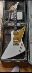 Lzzy Hale Epiphone