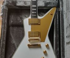 Lzzy Hale Epiphone