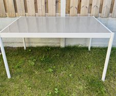 Garden table