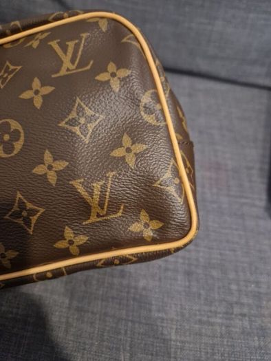 Louis Vuitton wash bag