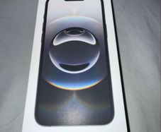 iPhone 16e Three network