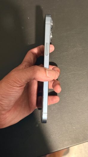 iPhone 13 Pro Max 128 GB Sierra Blue Immaculate Conditions