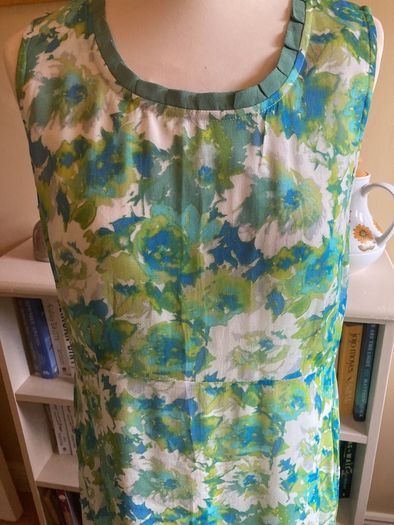 Adini fully lined dress - Size S