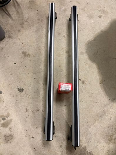 Silver roof bars for Isuzu Dmax / Kia Sportage