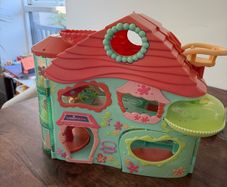 toy house