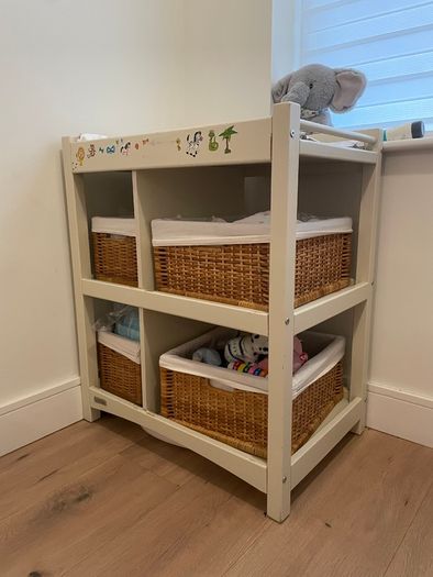 Premium White Wooden Baby Changing Unit + 4 Lined Wicker Baskets