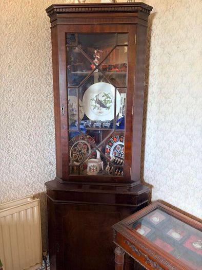 Household clearance- beautiful furniture