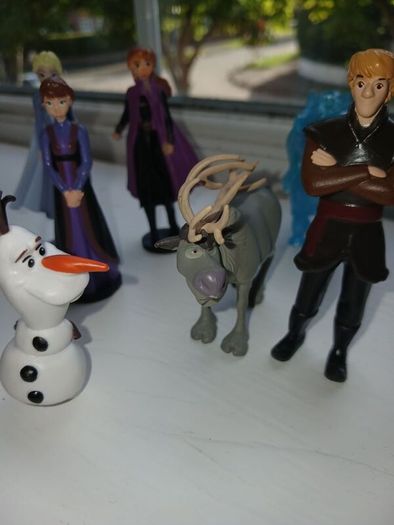 Disney Frozen Figures