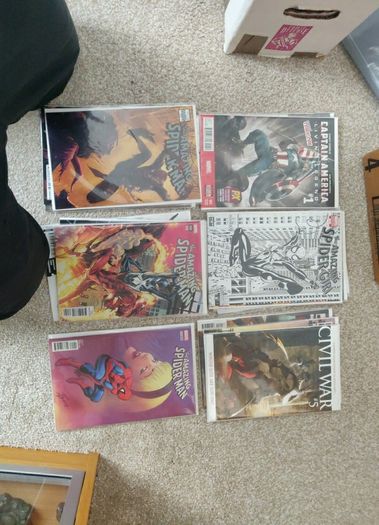 16 x Marvel variants