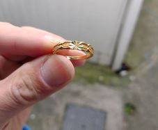 Gold ring 1