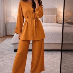 Ensemble two piece