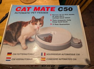 2 Catmate Feeders