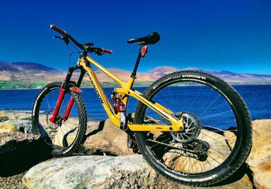 Transition Sentinel Carbon Mountain Bike