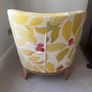 leaf and berry patterned lounge chair Image 4