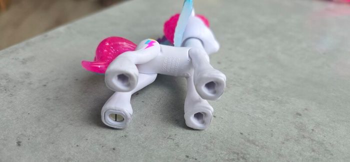 4euro Each - Select in comments - New Generation Moulded 3 inch  Figure Sparkle Glitter Hasbro Crystal Adventure MLP G5 My Little Pony