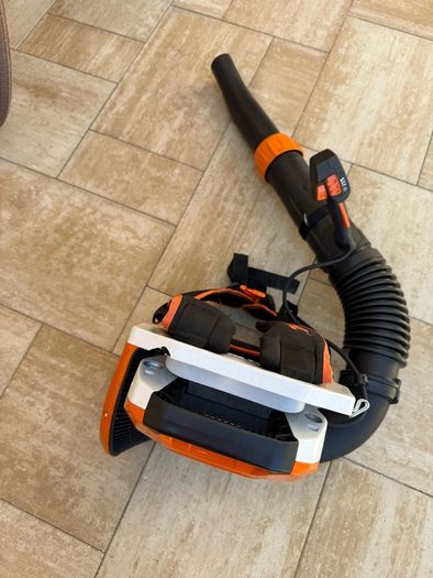 STIHL BGA 300 blower with STIHL ADA1000 dual battery backpack adapter