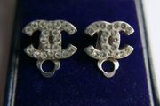 CHANEL CC Logos Used Earrings Silver Rhinestones Clip-On  Vintage