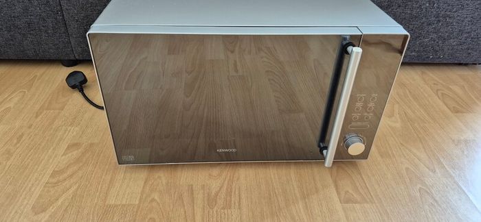 Kenwood K25MMS14 25L 900W Microwave
