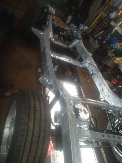 toyota landcruiser Swb (galvanise chassis)