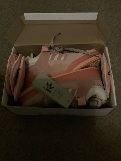 Adidas x bad bunny / pink / 7 / new
