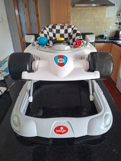 baby walker