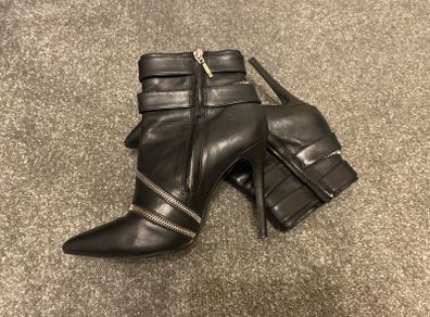Zara heeled boots