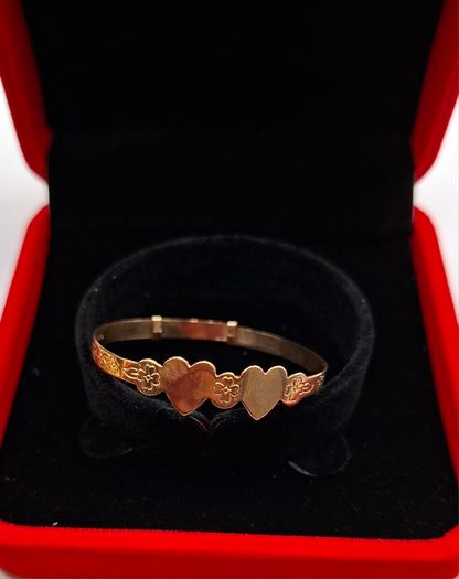 9ct gold baby bangle