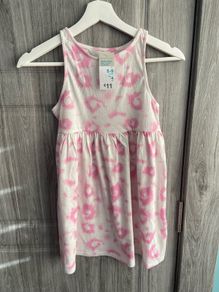 BNWT Girls Dress 8-9