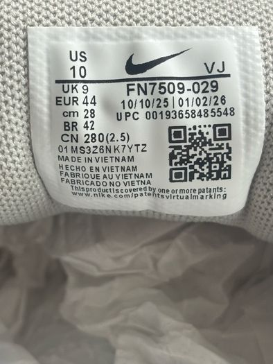 Grey Nike P-6000 ( UK9 )