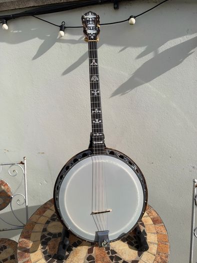 Paramount Style B Tenor banjo
