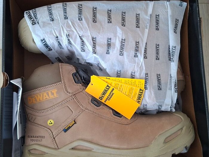 Dewalt boots