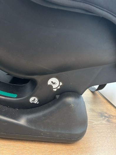 Joie steadi R129 Car Seat - Birth to 4 years - Rear and forward facing.