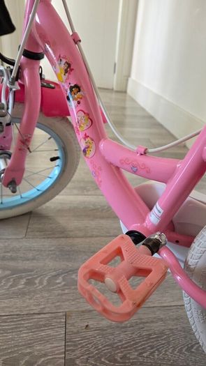 girls bicycle