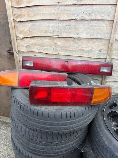 mitsubishi gto 3000 gt tail ligts