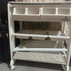 Babylo Changing Table | Free