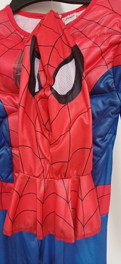 Spiderman Costume Age 7-8 years Brand New