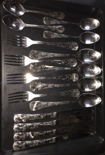 Set cutlery knife fork spoon and tea spoon