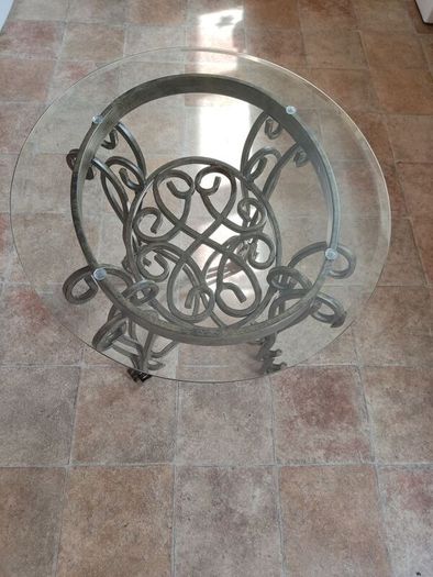 small glass top table like new.