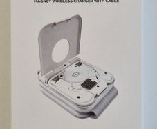 Chi-Charge Snap Magnetic Wireless Charger Like New