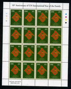 2004 Ireland 10th Anniversary of the UN International Year of the Family Commemorative Stamp Sheetlet Plate 1A1A1A1A Mint Never Hinged (MNH)