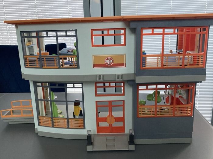 Playmobil Childrens Hospital