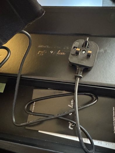 Professional Hair straightener PYT Hair