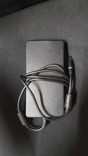Dell 240w round pin